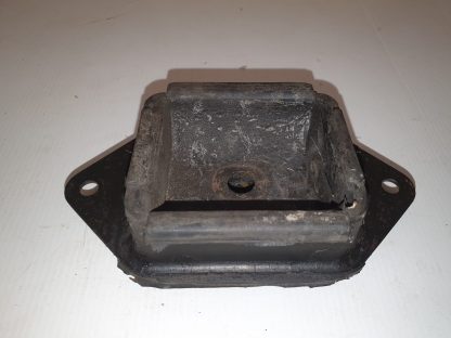 Escort mk1 & mk2 Gearbox Mount Genuine Ford - Image 3