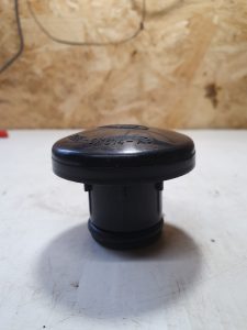 Oil filler cap 79tf-6k614-ab