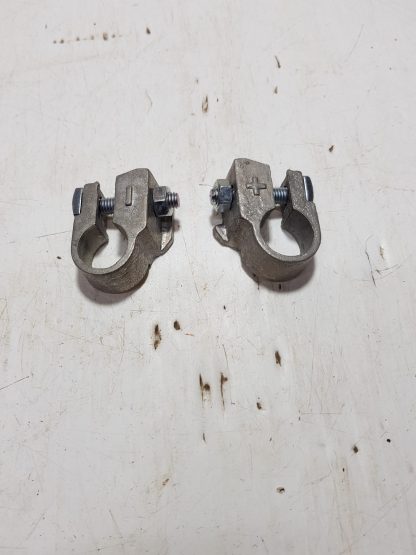 Square post to round post battery terminal converters - Image 2