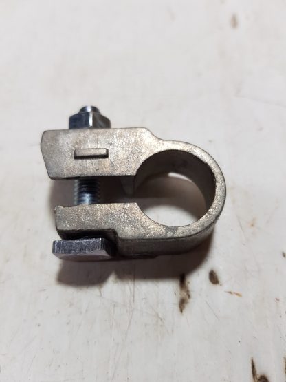 Square post to round post battery terminal converters - Image 3