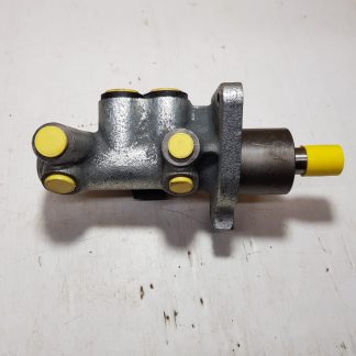Vauxhall Astra, Cavalier 1986 - 1995 non abs brake master cylinder