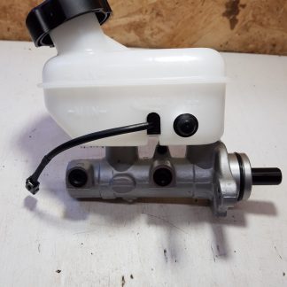 Kia Sedona 2.5, 2.9 Brake master cylinder 1999 - 2007