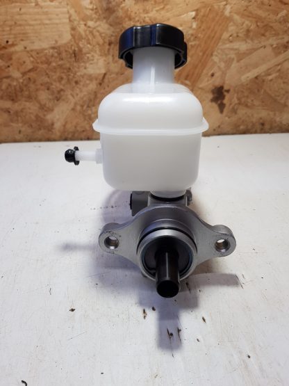 Kia Sedona 2.5, 2.9 Brake master cylinder 1999 - 2007 - Image 4