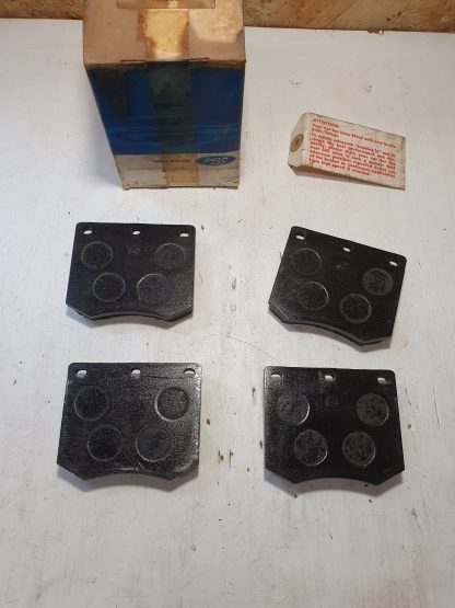 Ford Escort Capri Cortina brake pads genuine ford - Image 3